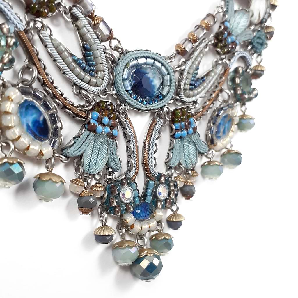 Ayala Bar. Necklace with crystals and threads in the colors of the ocean. Detail