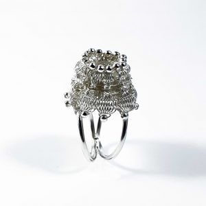 Myrsini Bezourgianni. Silver wire ring with maltesing technique, braided by hand.